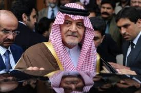 لقاءات عربيّة ودوليّة عشيّة اجتماع باريس
