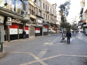أسواق دمشق بلون علم النظام